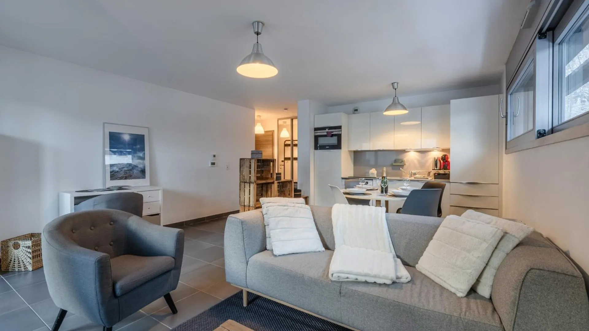 Chamonix : Appartement Moderne 4 Pers, Proche Gare Et Pistes, Avec Wifi Et Parking - Fr-1-343-255 Appartamento