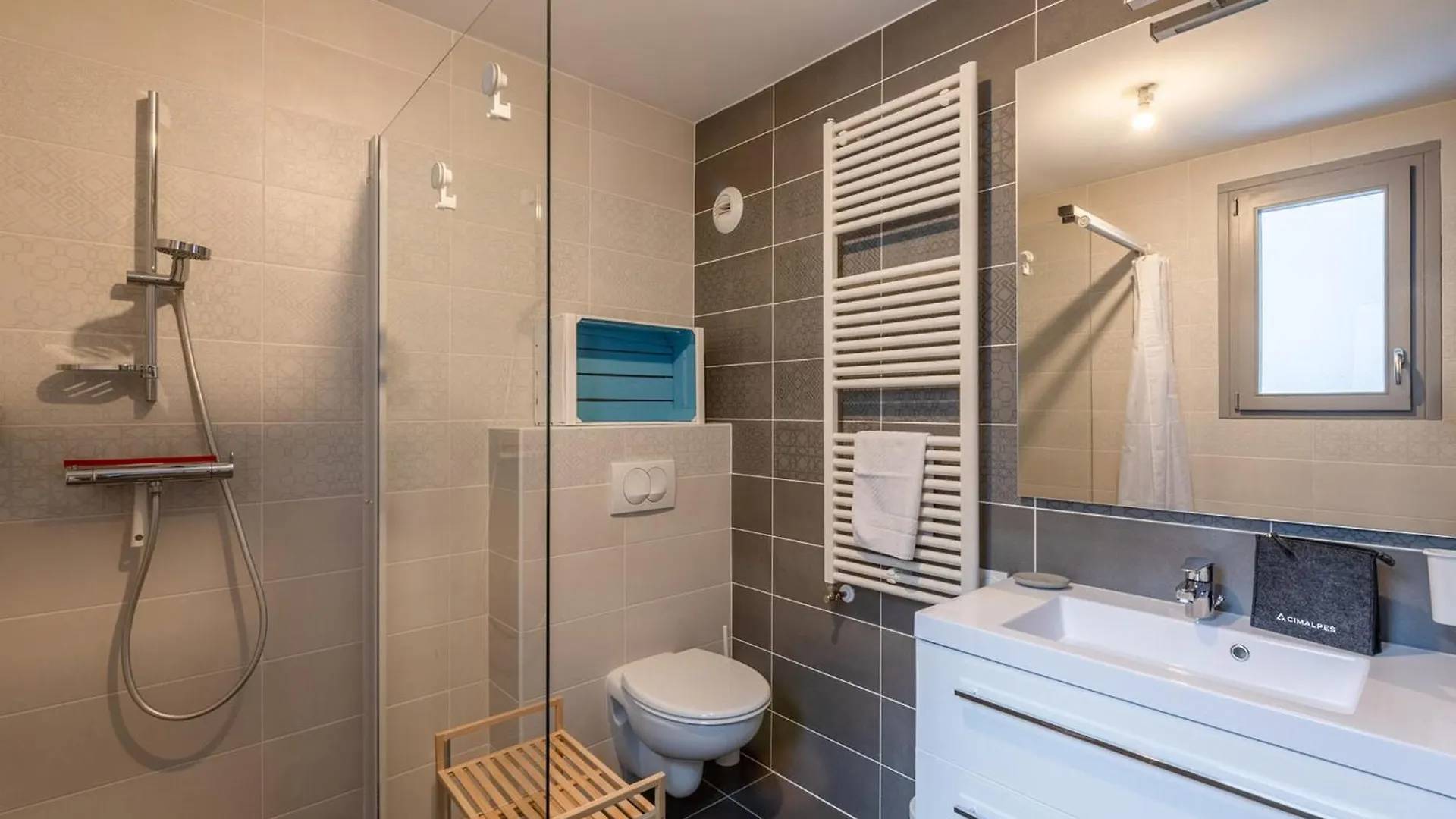 Appartamento Chamonix : Appartement Moderne 4 Pers, Proche Gare Et Pistes, Avec Wifi Et Parking - Fr-1-343-255